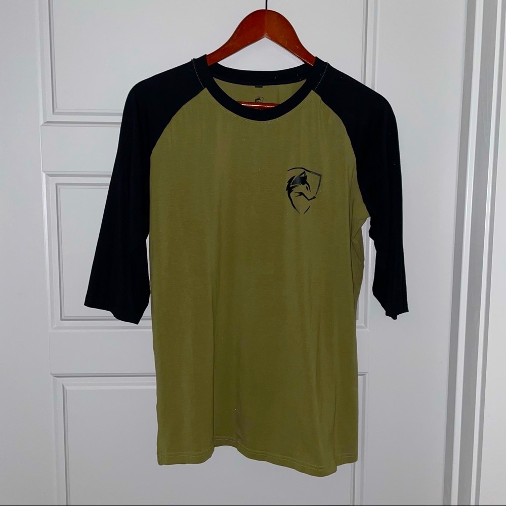 Alphalete Black and Military Green 3/4 Sleeve Baseball Shirt with Wolf Logo L 😎